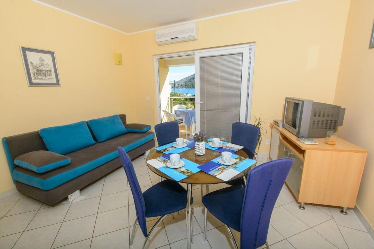Apartments Anton Vinišće Esterno foto
